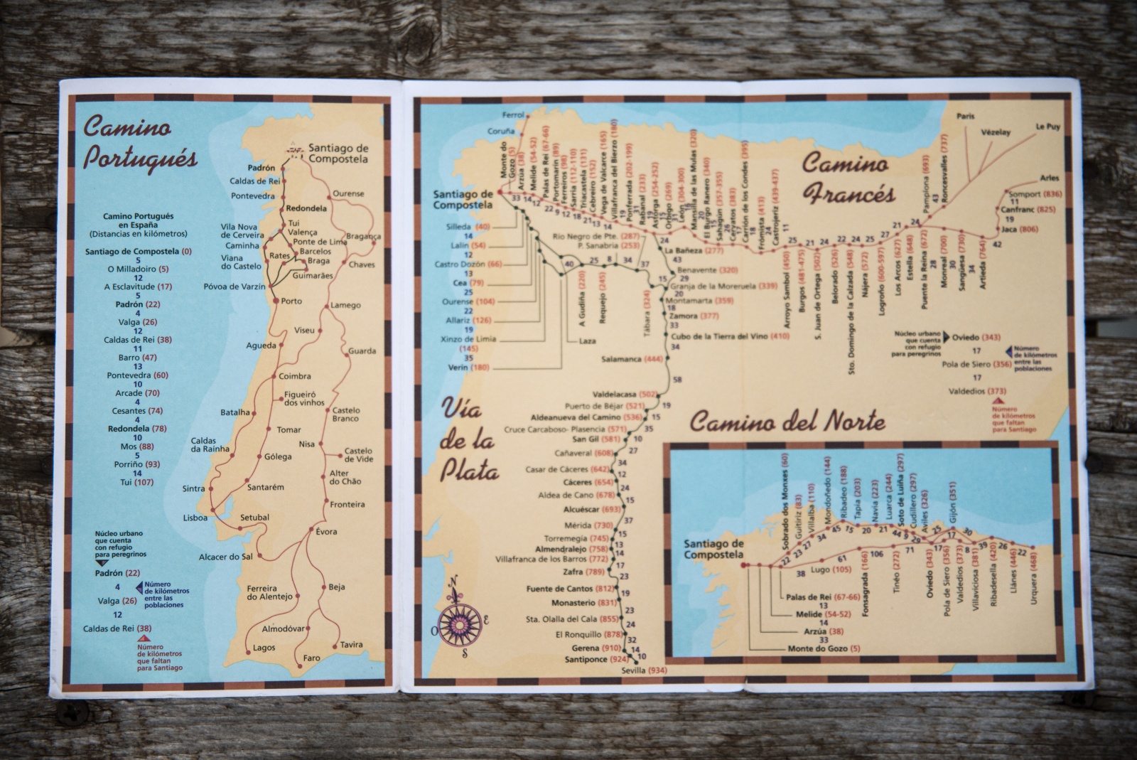 Annalisa Melas - Verso Santiago De Compostela - 2 - Una cartina semplice e precisa delle varie vie che portano a Santiago