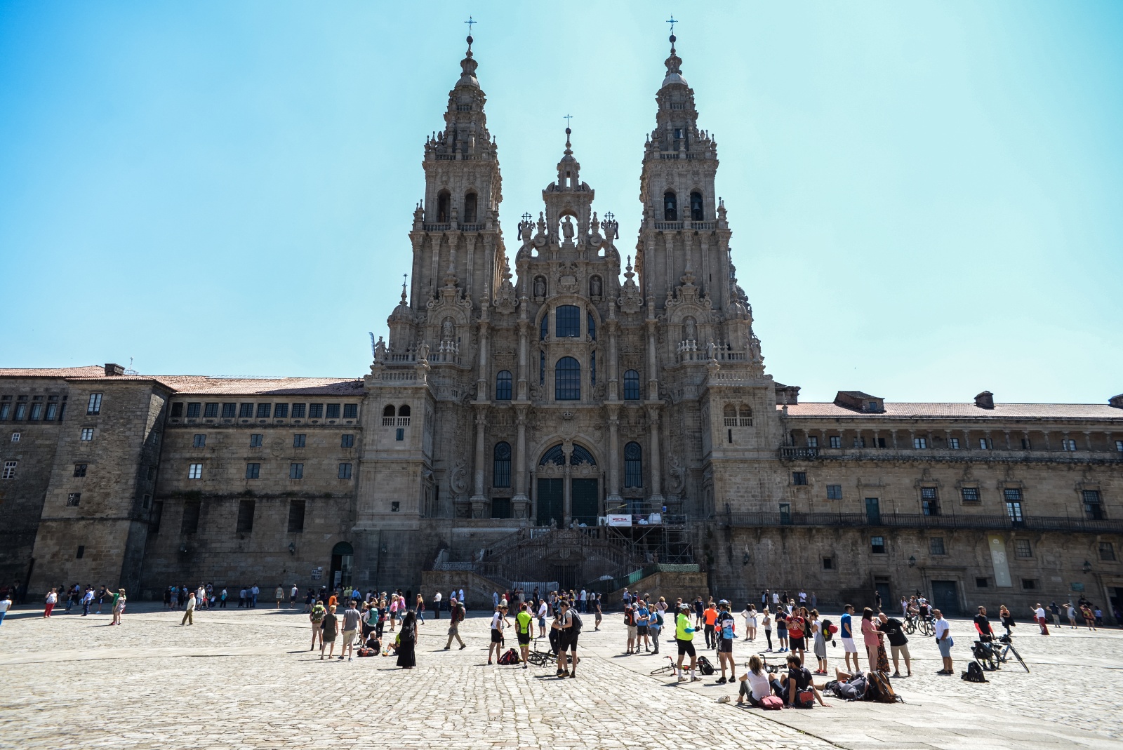 Annalisa Melas - Verso Santiago De Compostela - 1 - La Cattedrale di Santiago, colei che diventerà la vostra ossessione lungo i sentieri che percorrerete